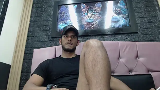 Chris_Dick23 live sex cam