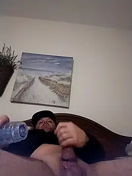 shyguy8569's cam snapshot