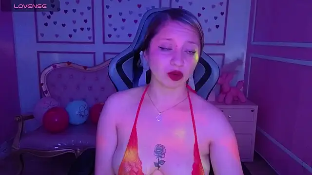 luisa_lulu_t's cam snapshot