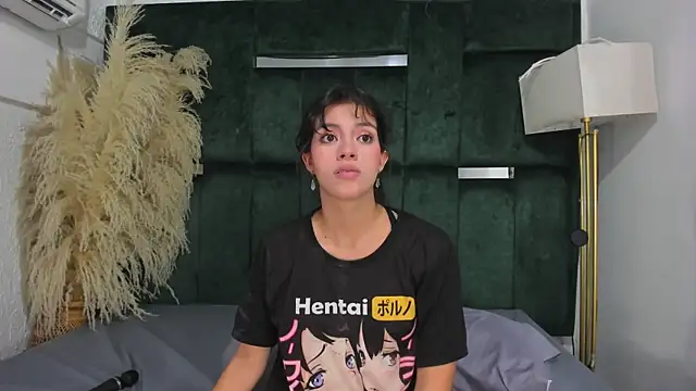 Misaki_Kai's cam snapshot