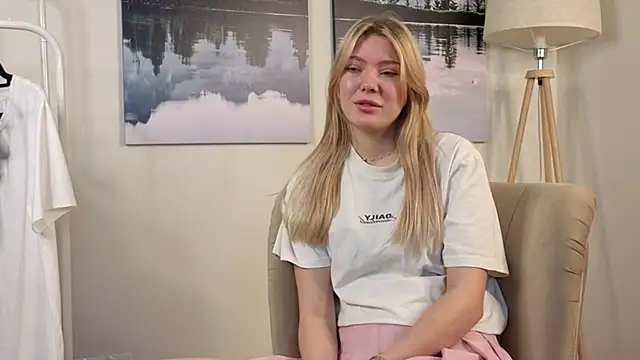 ToyaBosques's cam snapshot