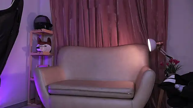 ashleyvalirya's cam snapshot