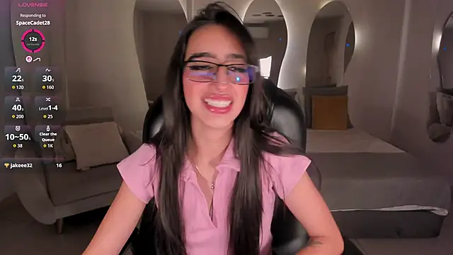 LarisaSmirnov's cam snapshot