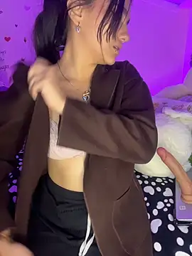 MiaRousexxx_'s cam snapshot