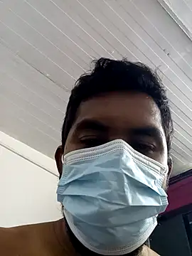 keri_huththa's cam snapshot