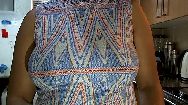 NewBeginnings8's cam snapshot