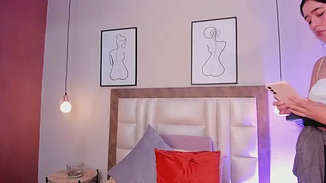 LaraGoldd's cam snapshot