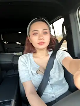 vivi-tara's cam snapshot