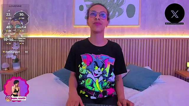 sophie_rojas's cam snapshot