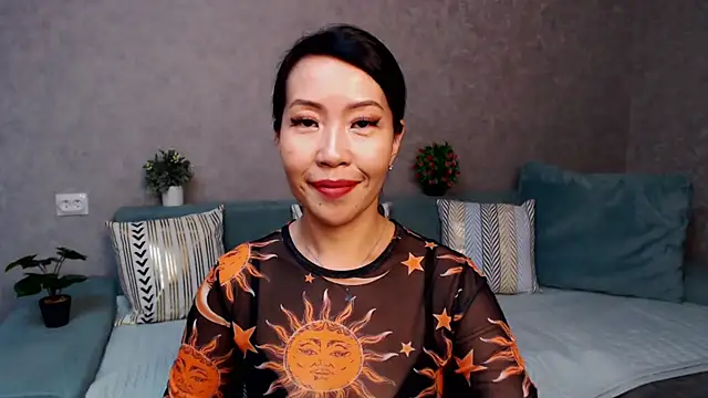 LiaPak's cam snapshot