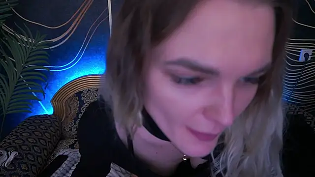 KateSly's cam snapshot