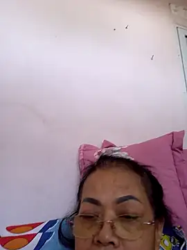 Hotestlove's cam snapshot