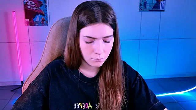 AliceCUNTach's cam snapshot