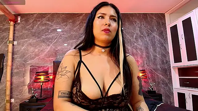 Sasha_Larsen's cam snapshot