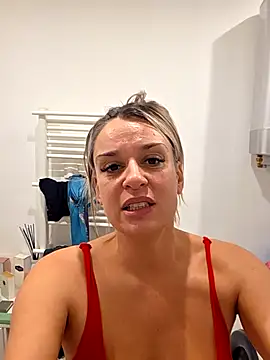 SpicyVicky live sex cam