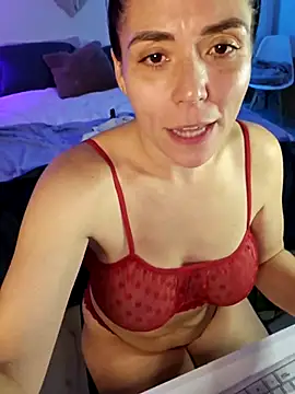 Ellie-L-Elizabeth's cam snapshot