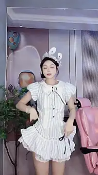 CAICAI_BABY live sex cam