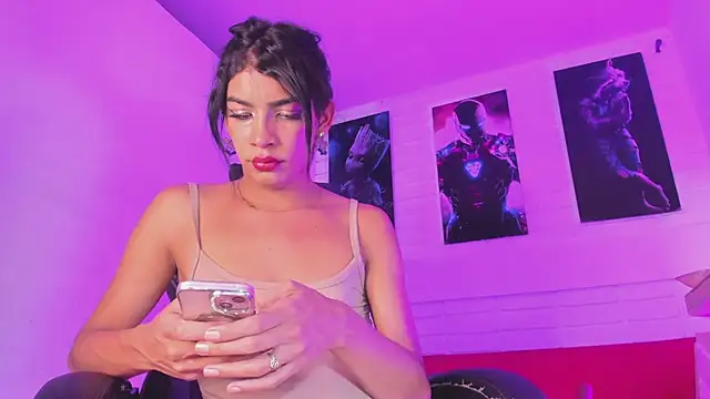 Alahia_Rodriguez live sex cam