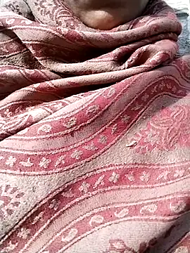 Cute-Naavya's cam snapshot