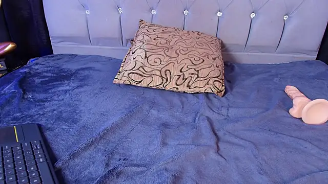 meggan_77's cam snapshot