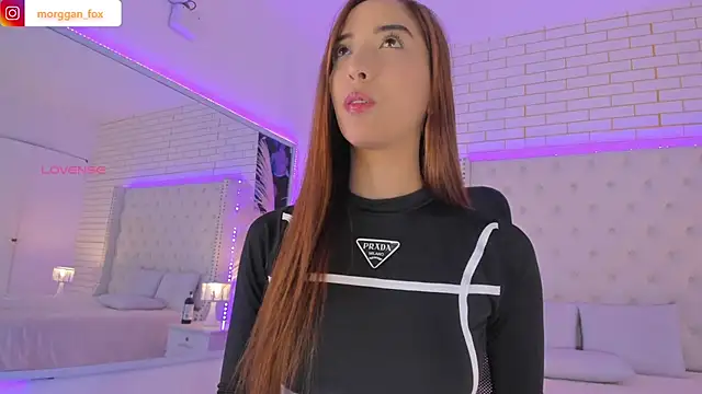 Morggan_Fox_'s cam snapshot