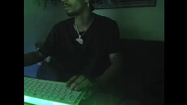 carl_jhonson821's cam snapshot