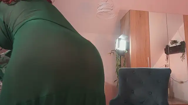 Amaliamour live sex cam