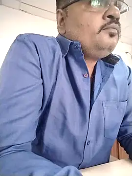 Desi_Lodo_Gujju_Boy's cam snapshot