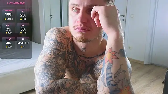 more__than__love's cam snapshot