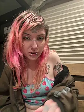 needlefaceUwU's cam snapshot