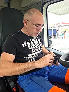 Crosss-23cm live sex cam