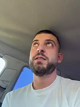 Pablo_Hornyguy95 live sex cam