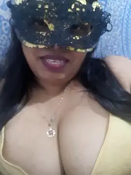 chubby_wife's cam snapshot