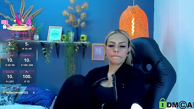 yessila_parker's cam snapshot