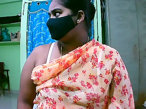 Potti-model-81's cam snapshot