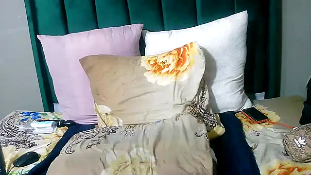 DeliciousBoobsx25's cam snapshot