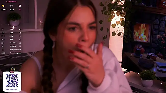LauraHansil live sex cam