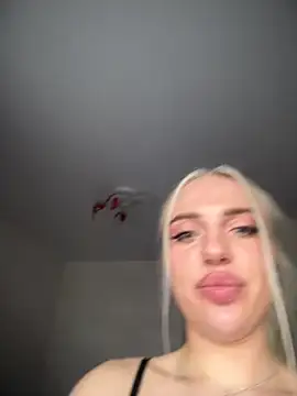 pinkstar_'s cam snapshot