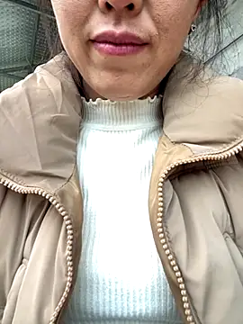 Huong-Ly's cam snapshot