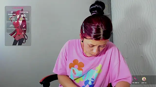 Raven_Rouge_'s cam snapshot