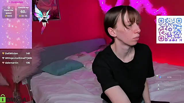 Lisbeth__Salander's cam snapshot