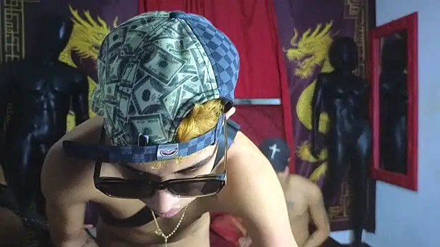 Scoundrel_Room live sex cam