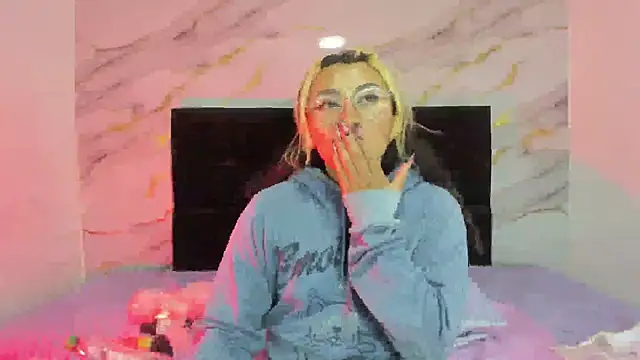 Khalessy_baby9's web cam