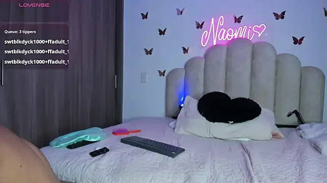 NaomiAsha's cam snapshot