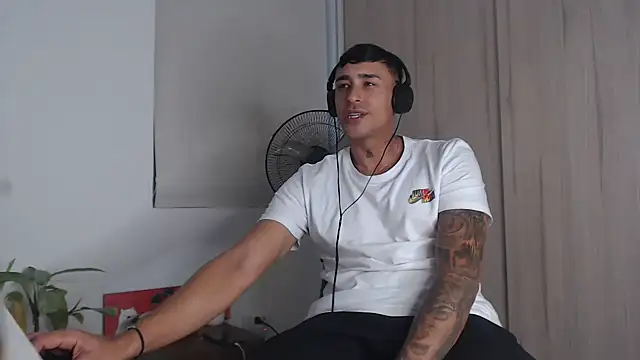 felipelopezz23 live sex cam