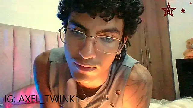 axel_love13's cam snapshot