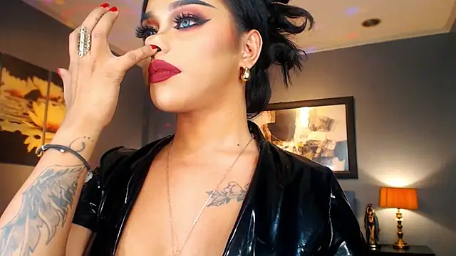 MarryQueen22 live sex cam