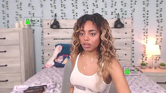 RobynKnight's cam snapshot