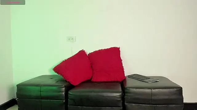 Dark_chanel's cam snapshot