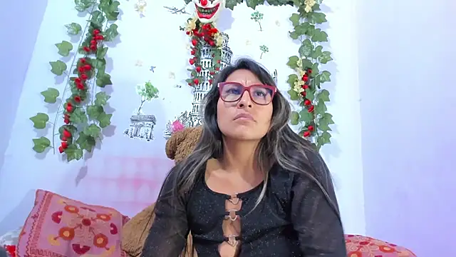 NataliaAndJulliam's cam snapshot